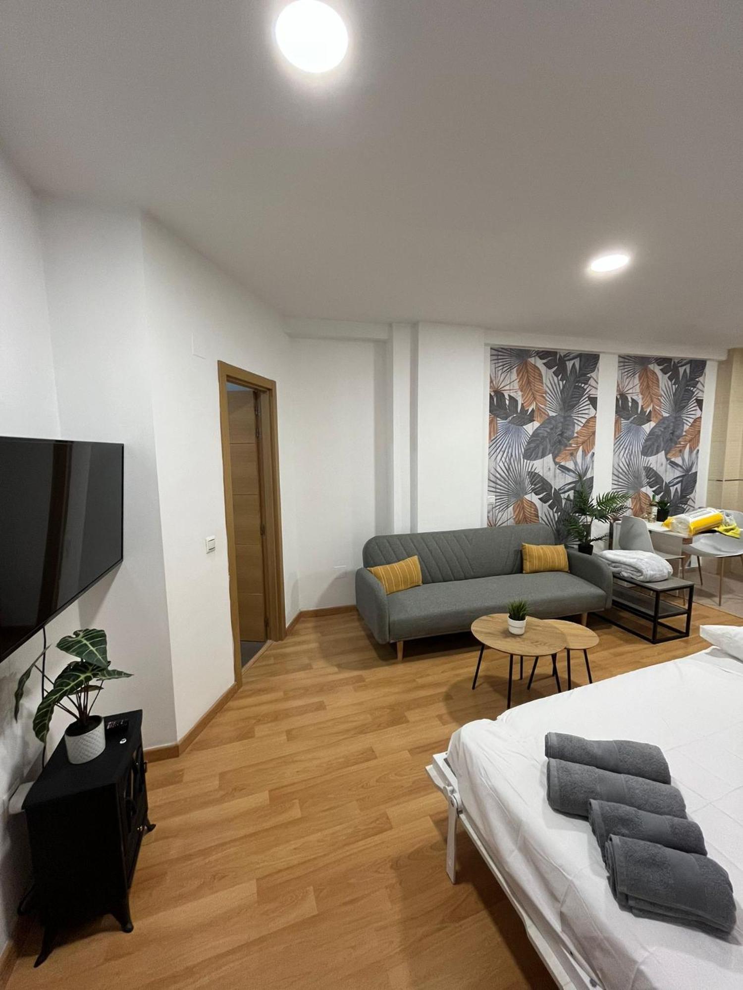 El Estudio Central Malaga Ngoại thất bức ảnh